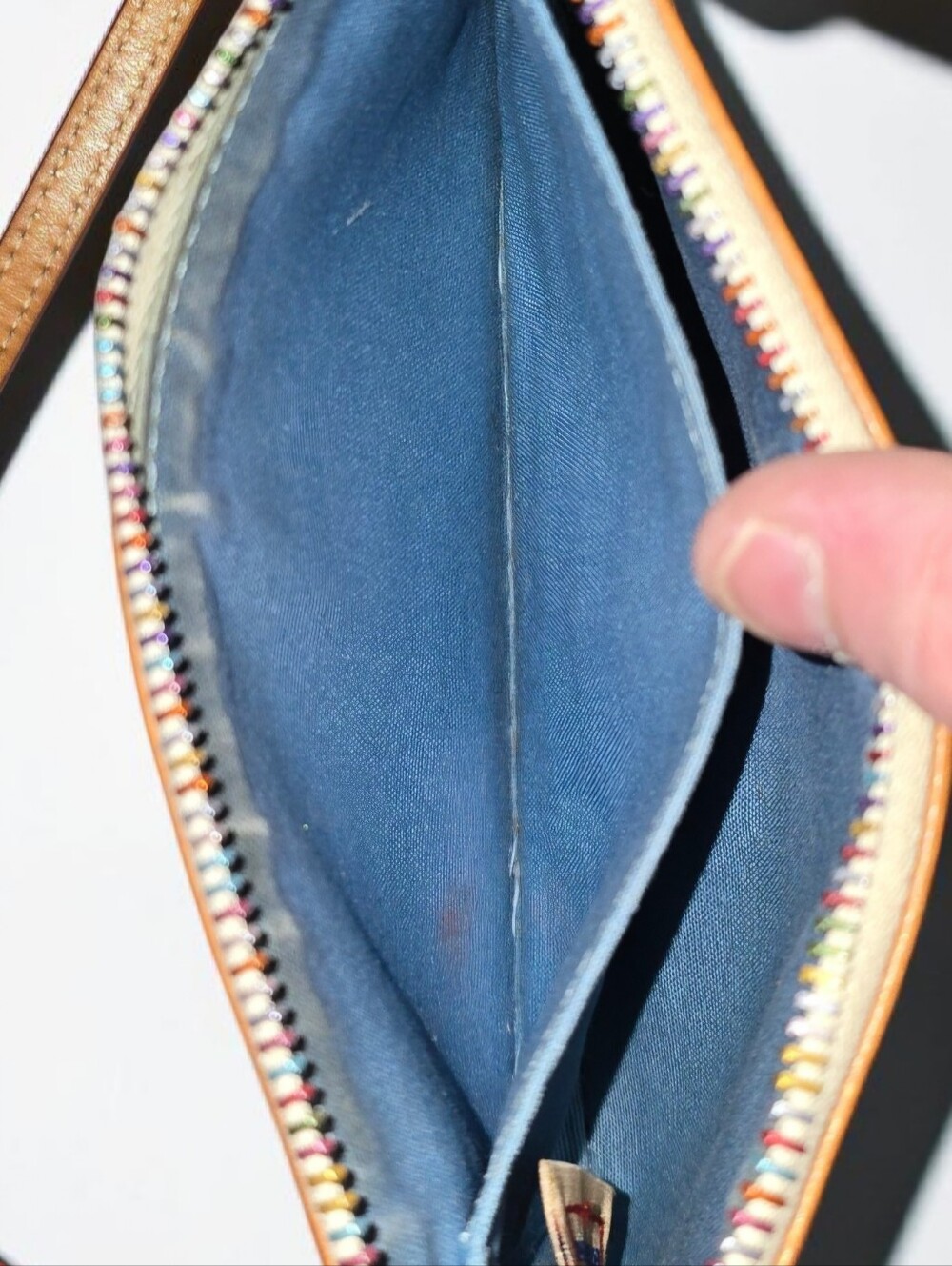 Vintage Dooney & Bourke Retro Grafica Large Slim Wristlet w/ Rainbow Zipper - Picture 10 of 12